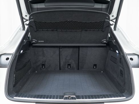 Certified 2020 Porsche Cayenne S image 13