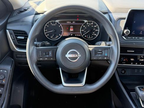 Certified 2024 Nissan Rogue SV image 15