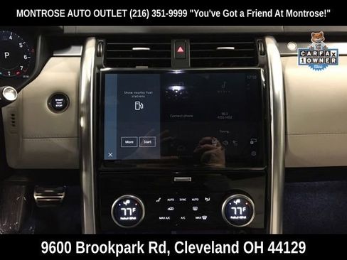 Used 2024 Land Rover Discovery Metropolitan Edition image 19