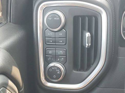 Certified 2020 GMC Sierra 1500 Elevation w/ Elevation Value Package AWD/4WD image 18