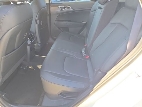 New 2026 Kia Sportage EX AWD/4WD image 17