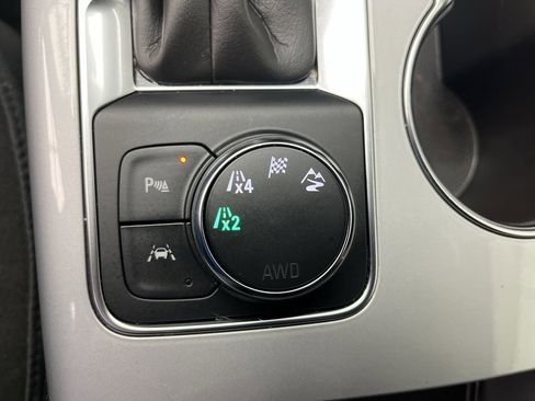 Certified 2024 Chevrolet Blazer LT w/ Convenience Package image 16