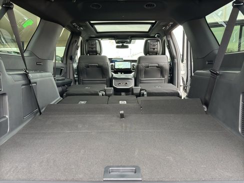 New 2026 Ford Expedition Max Platinum w/ Stealth Performance Package image 37