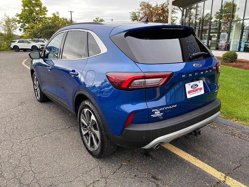 Used 2023 Ford Escape Platinum w/ Class II Trailer Tow Package AWD/4WD image 6