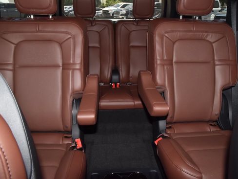 New 2026 Lincoln Aviator Reserve RWD image 21