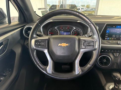 Used 2020 Chevrolet Blazer LT FWD image 18