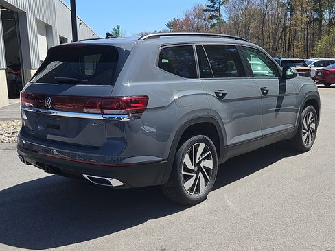 New 2026 Volkswagen Atlas SE AWD/4WD image 2