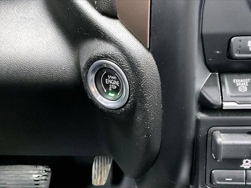 Used 2020 Chevrolet Silverado 2500 High Country w/ Technology Package image 27