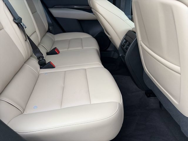 Certified 2024 Cadillac XT4 Premium Luxury w/ Technology Package FWD image 26