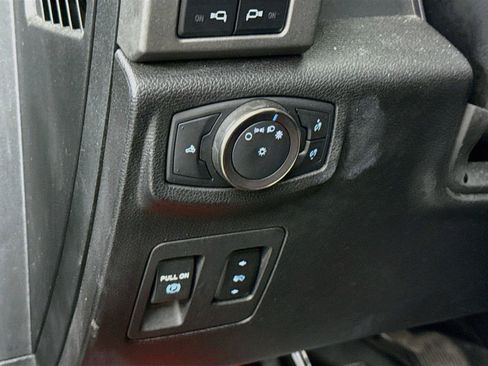 Used 2019 Ford F150 Raptor w/ Equipment Group 802A Luxury AWD/4WD image 12