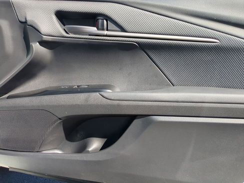 Used 2025 Toyota Camry SE image 35