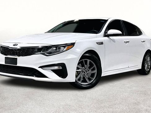 Used 2020 Kia Optima LX image 14