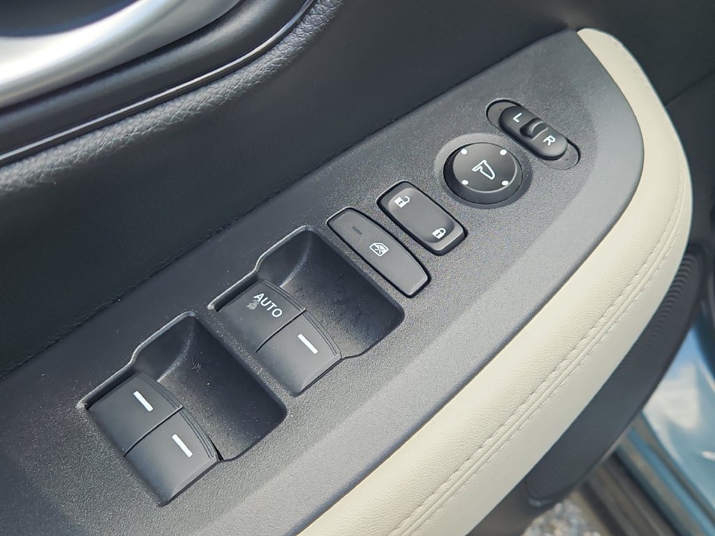 Certified 2024 Honda HR-V LX image 21