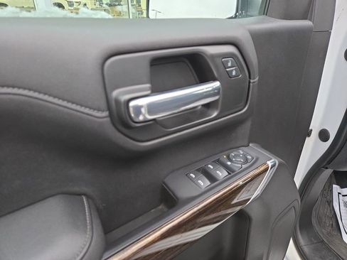 Used 2021 GMC Sierra 1500 Elevation w/ LPO, Elevation Black Package image 11
