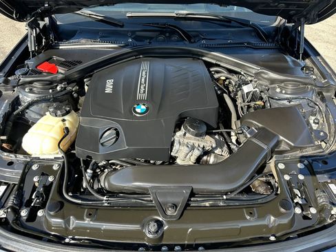 Used 2013 BMW 335i Sedan RWD image 19