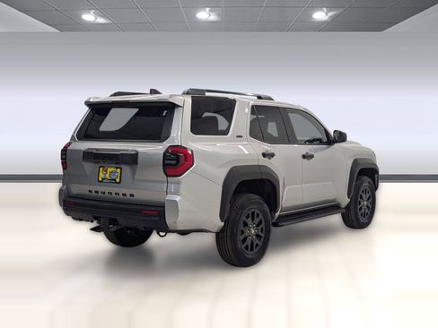Used 2025 Toyota 4Runner SR5 image 7