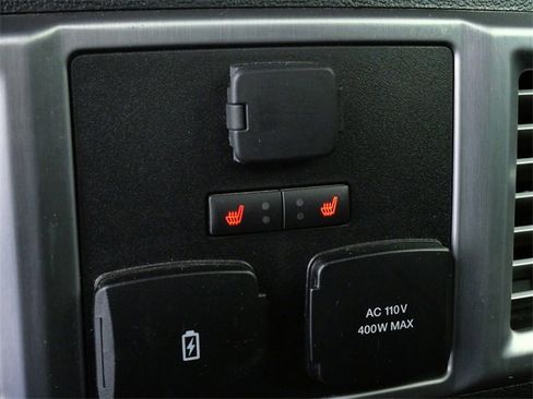 Used 2020 Ford F250 Platinum w/ FX4 Off-Road Package image 18