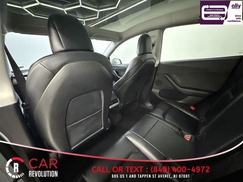 Used 2020 Tesla Model Y Performance image 24