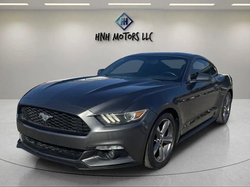 Used 2016 Ford Mustang Coupe image 1