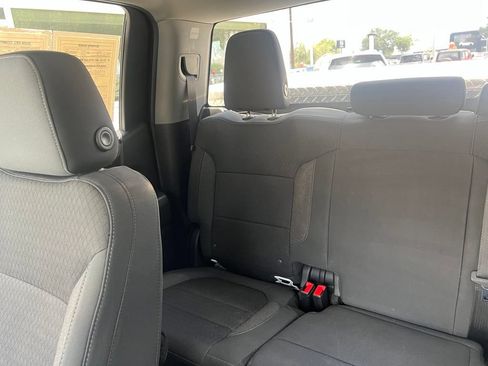 Used 2020 Chevrolet Silverado 1500 LT RWD image 12