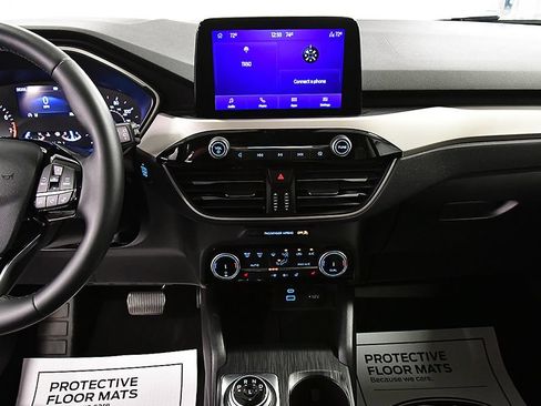 Used 2022 Ford Escape SE w/ SE Sport Appearance Package AWD/4WD image 27
