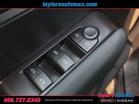 Used 2023 Chevrolet Colorado Z71 w/ Z71 Convenience Package 2 AWD/4WD image 26