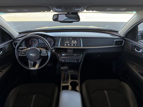 Used 2019 Kia Optima S image 46