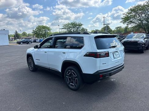 New 2026 Jeep Cherokee Laredo AWD/4WD image 4