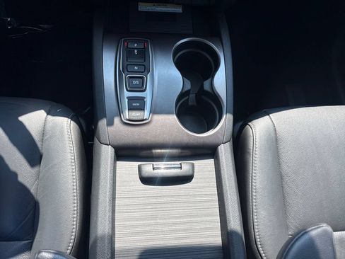 Used 2022 Honda Pilot Special Edition image 23