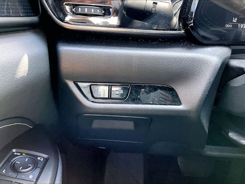 Used 2024 Lexus NX 250 FWD w/ Towing Package (2000 Lbs) image 34