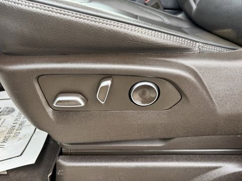 Used 2023 GMC Yukon Denali image 14