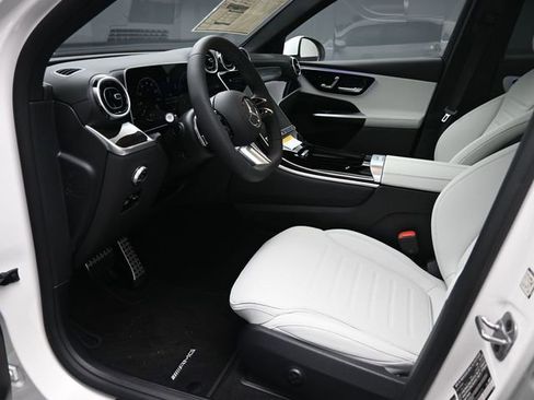 Used 2026 Mercedes-Benz GLC 300 image 17