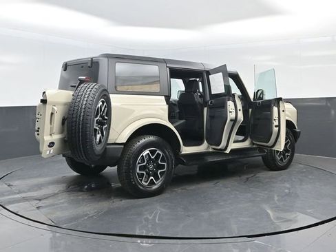 New 2025 Ford Bronco Outer Banks image 21