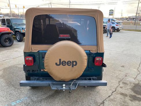 Used 1995 Jeep Wrangler Rio Grande image 8