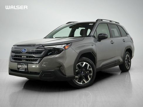 Used 2025 Subaru Forester Premium AWD/4WD image 1