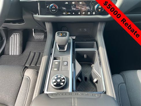 New 2025 Nissan Pathfinder SV w/ SV Premium Package image 19