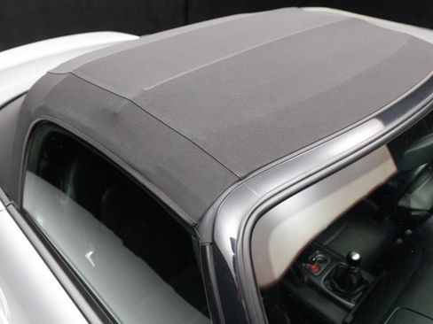 Used 2002 Honda S2000 image 38