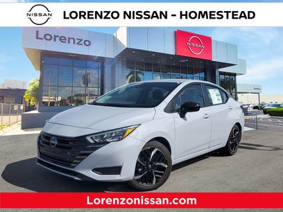 New 2025 Nissan Versa SR w/ Trunk Package