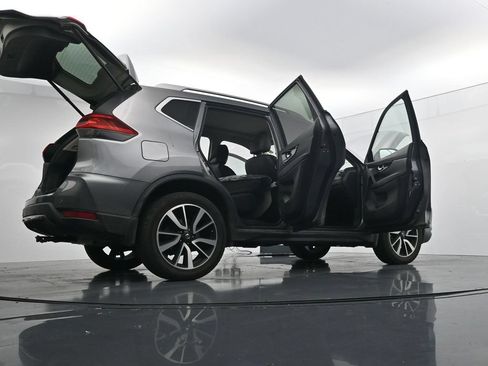Used 2020 Nissan Rogue SL w/ Premium Package AWD/4WD image 29