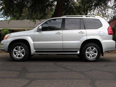 Used 2007 Lexus GX 470 AWD/4WD image 2