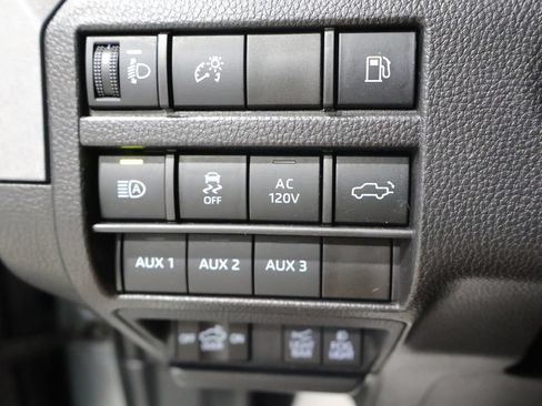 Used 2024 Toyota Tacoma 4x4 Double Cab Hybrid image 32
