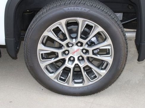 Certified 2026 GMC Sierra 1500 SLT w/ SLT Premium Plus Package image 29