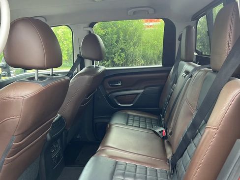 Used 2016 Nissan Titan Platinum Reserve AWD/4WD image 15