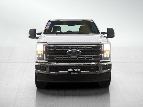 Used 2024 Ford F250 XLT image 8