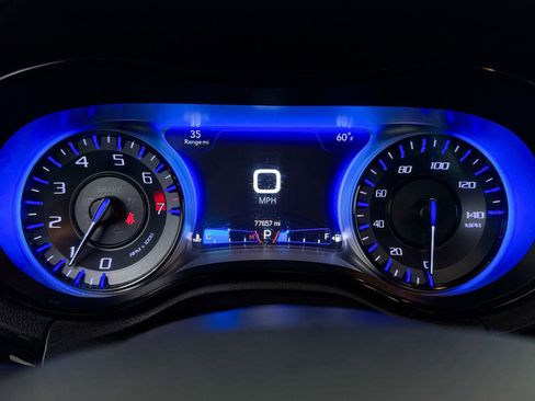 Used 2018 Chrysler 300 S w/ 300S Premium Group image 37