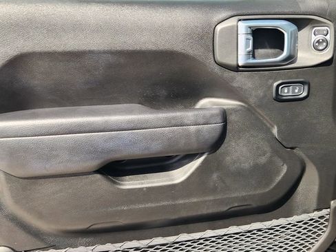 Used 2024 Jeep Gladiator Rubicon image 22