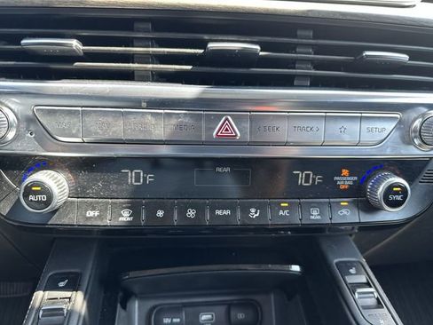Used 2022 Kia Telluride EX w/ EX Premium Package AWD/4WD image 19