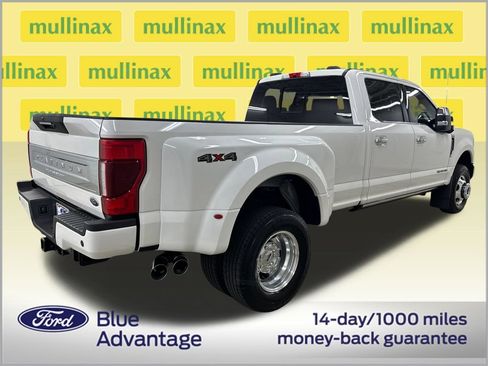 Certified 2022 Ford F350 Platinum w/ Snow Plow Prep Package AWD/4WD image 3