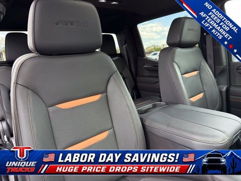 Used 2024 GMC Sierra 1500 AT4 w/ Technology Package AWD/4WD image 32