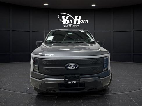 Used 2025 Ford F150 Lightning XLT image 11